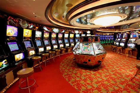 1980s fruit machines|The Retro Game That Everyone Forgets: A Brief History of Fruit Machines.